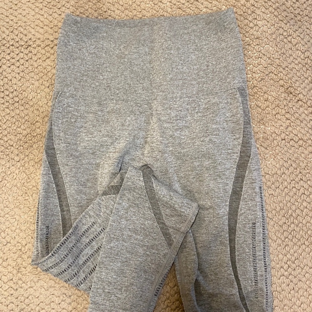 Grey seamless legging